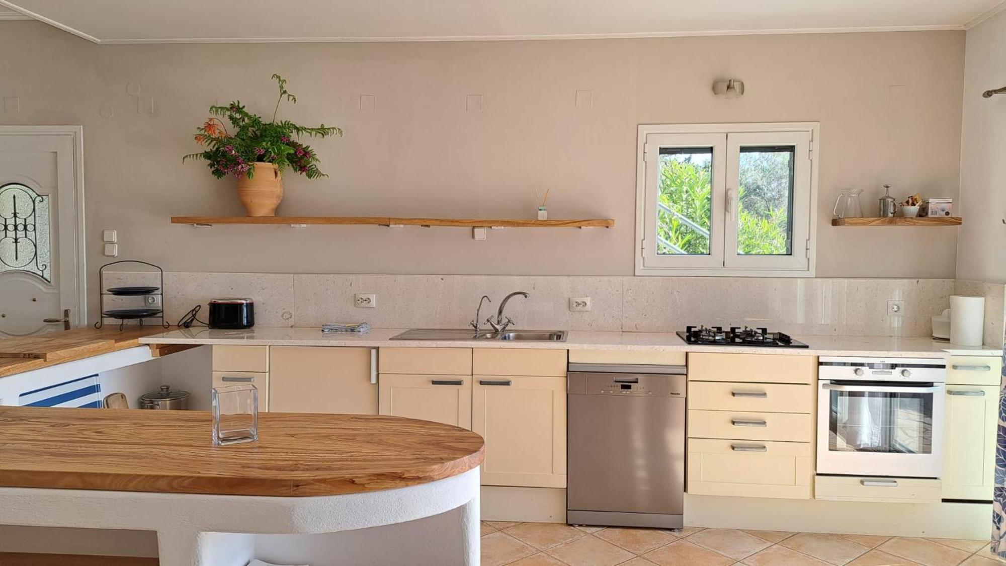 Plaka Apartment